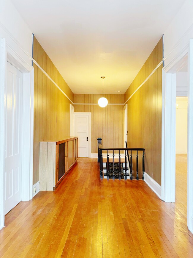 Photo - 1466 3rd St Unidad Upper Floor- B