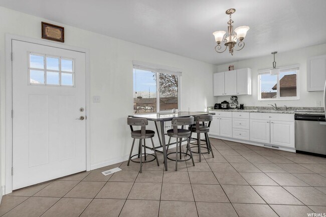 Photo - RES_CLOWARD_521 Unidad UPSTAIRS