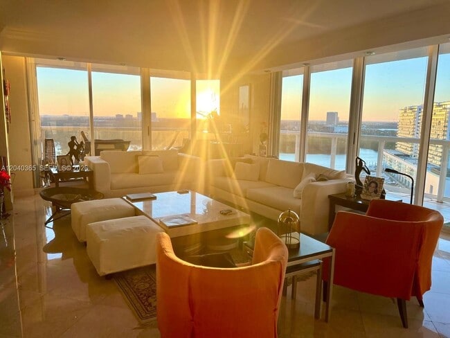 Building Photo - 16500 Collins Ave Unit 1856