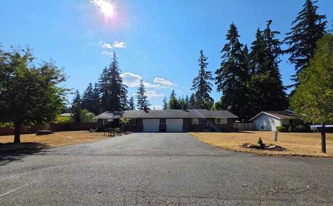 Photo - 9029 Boulder Ln SE