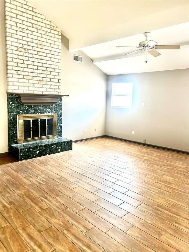 11718 Zarroll Dr