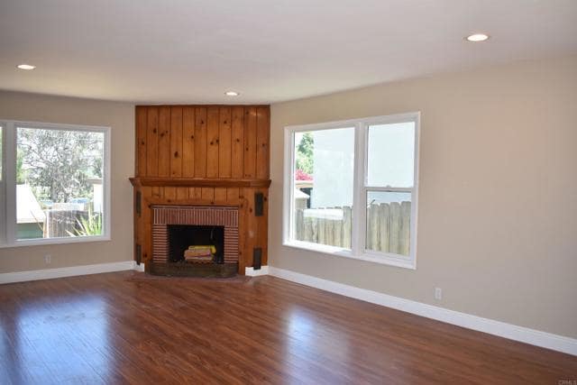 203 Bayview Way