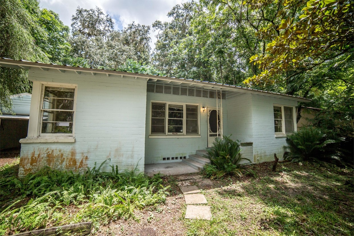Photo - 425 NW 25 St (Gainesville, FL)