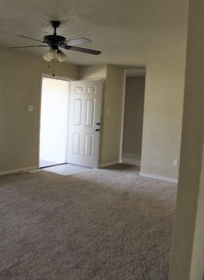 Photo - 3/2 with Bonus Room
