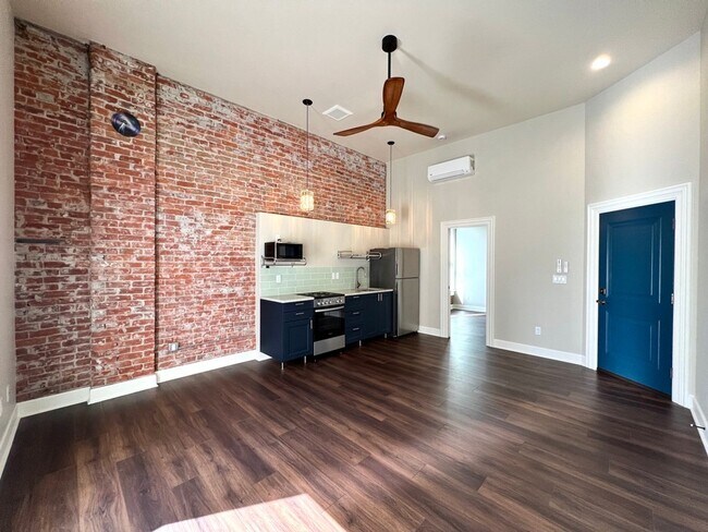 Photo - Modern Living with a Touch of Historic Charm Unit 204