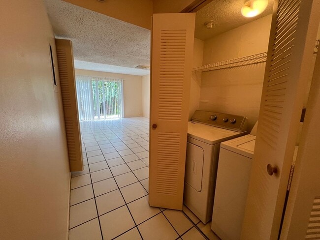 Photo - 12114 Napiers Cir Unit 12116
