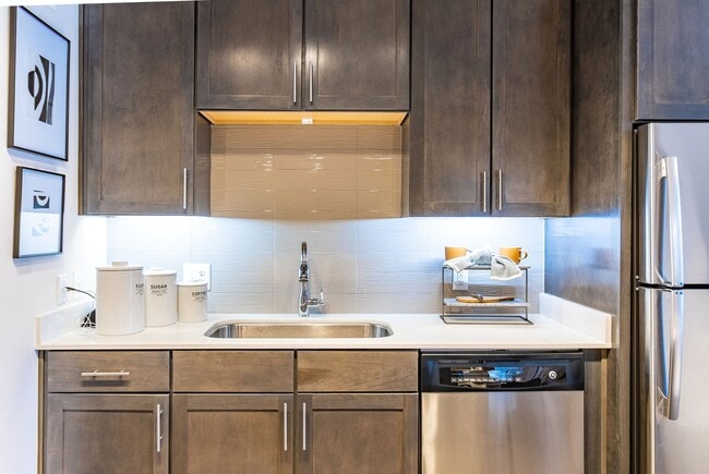 Photo - Cortland at Phipps Plaza