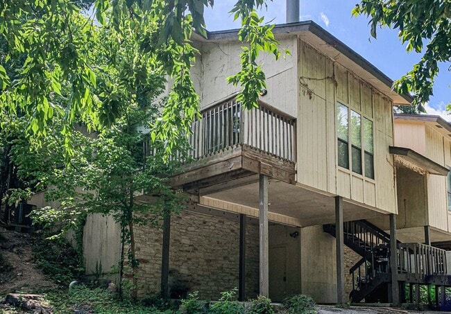 Building Photo - 3558-3560 Ranch Road 2222 Unit 3560 RR 2222