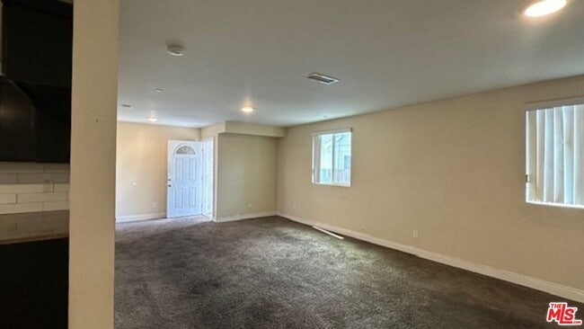 Photo - 1161 E 40th Pl