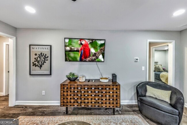 Photo - 6230 Love St