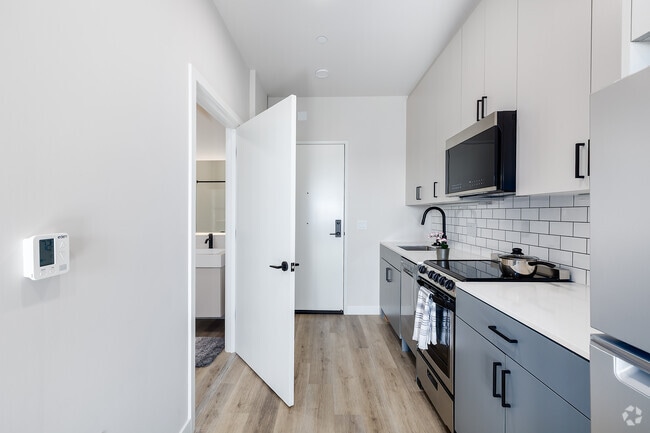 1 habitación, 1 baño - 350 pies cuadrados - Cocina - The Parkline