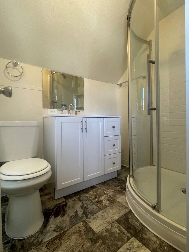 Photo - 412kit Unit 2