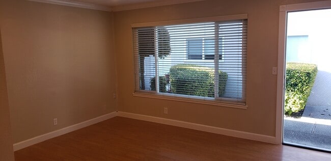 All Single Story Apartment Community