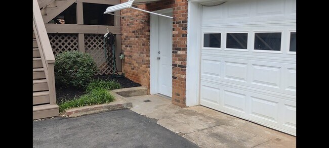 Photo - Sandlewood - Downstairs unit