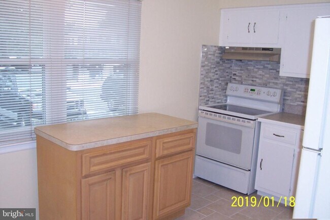 Photo - 2002 Silver Ct