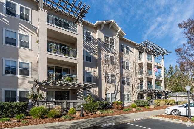 exterior - Waterford at Rossmoor