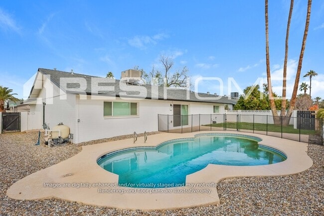 Building Photo - 1303 E Dunbar Dr