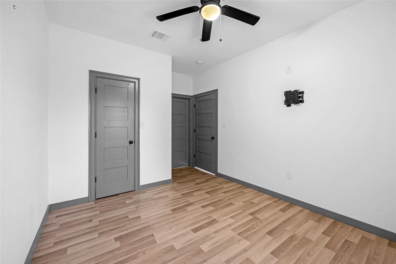 Photo - 3625 Lydia St