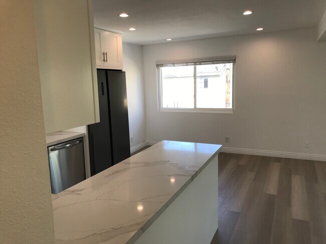 400 18th Pl Unidad 400