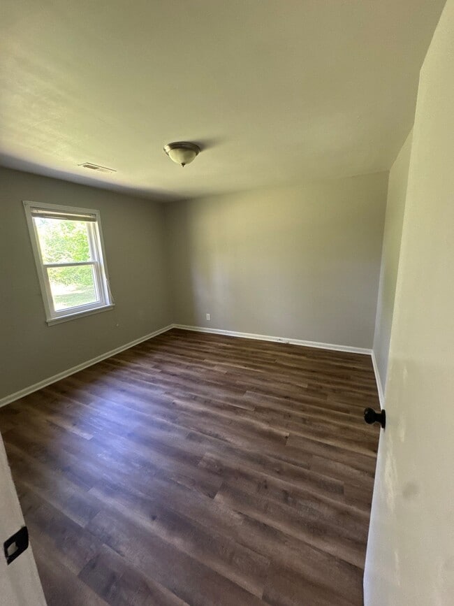 Photo - 920 N Monroe Ave