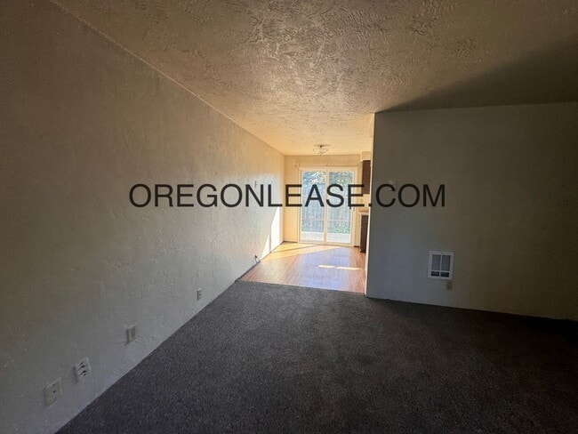 Photo - 1754/1756 Rainbow Unit 1754 Rainbow Loop