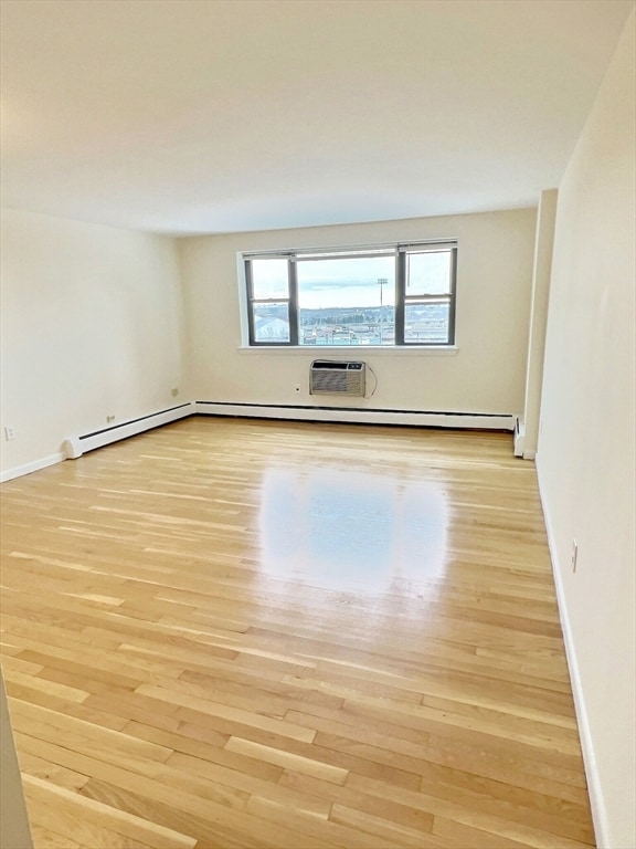 Photo - 1039 Commonwealth Ave Unidad 37