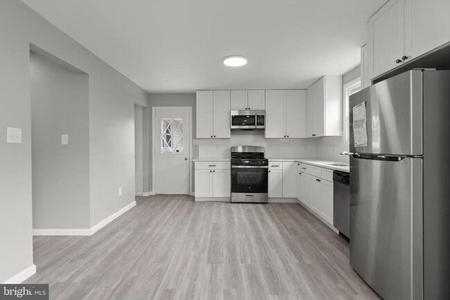 Photo - 615 Fairmount Dr