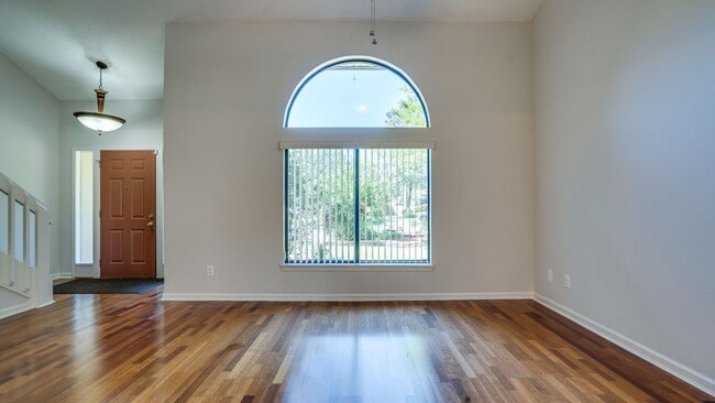 Photo - 4 BR / 2.5 BA – RARE FIND IN ROCKY BAYOU