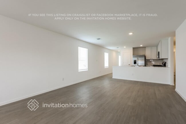 Photo - 3704 Axis Hl St