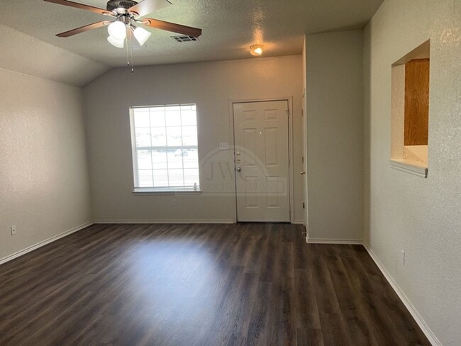 Photo - 2601 Lucille Dr