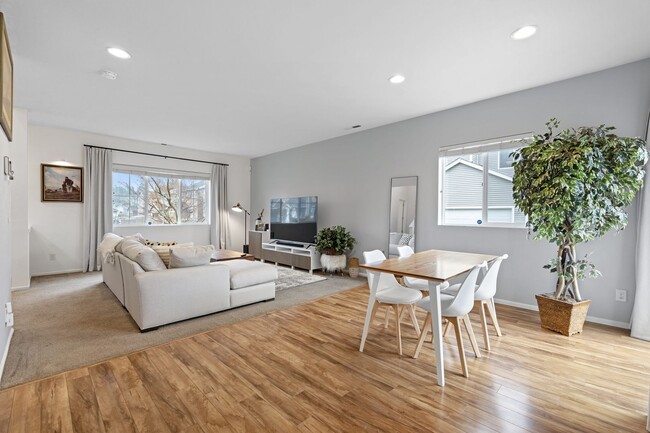 Photo - Spacious 3-Bedroom Home on Quiet Court in Spanaway