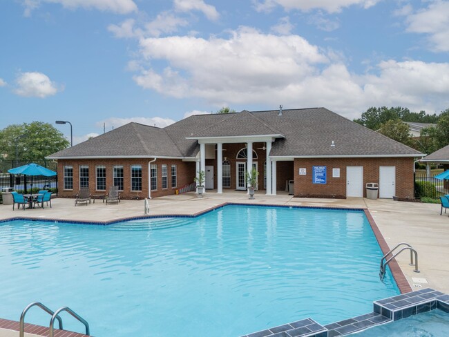 Highland Pointe - Highland Pointe Apartments