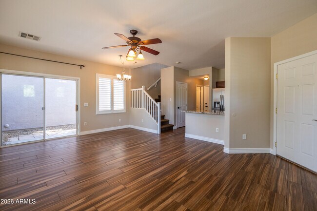 Photo - 1531 S Longspur Ln
