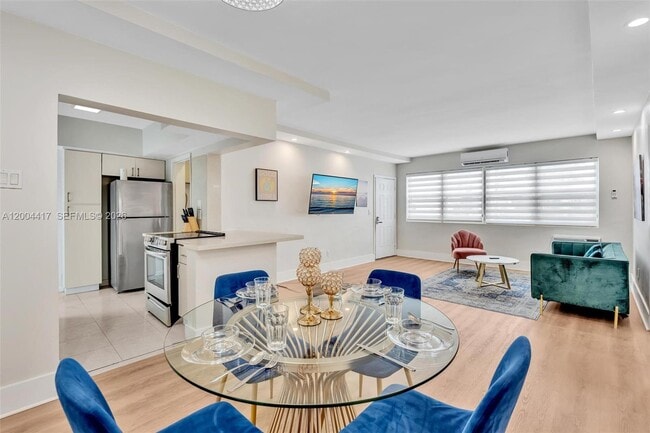 Building Photo - 10000 E Bay Harbor Dr Unit 12