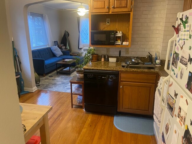 Photo - 3577 Saybrook Ave Unidad 1