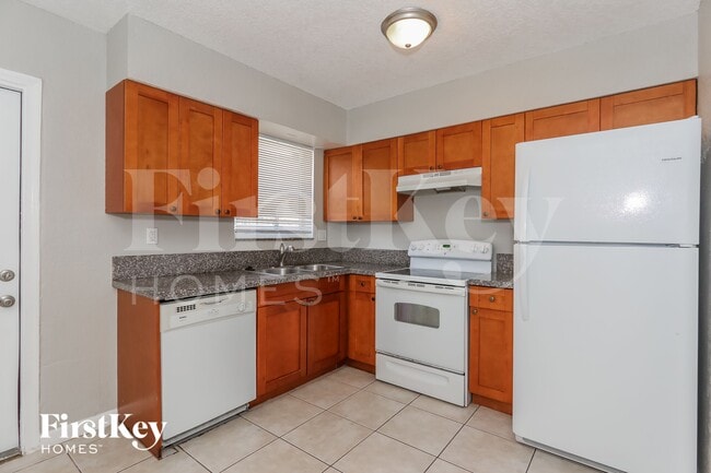 Photo - 4900 NW 3rd Ave
