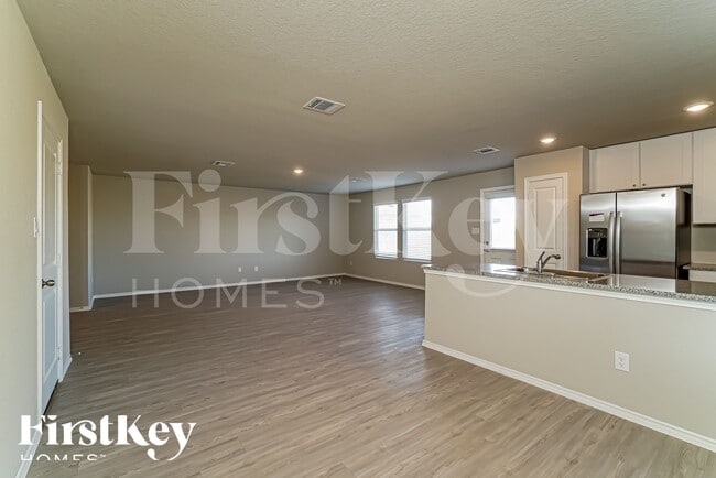 Photo - 10707 Prusiner Dr