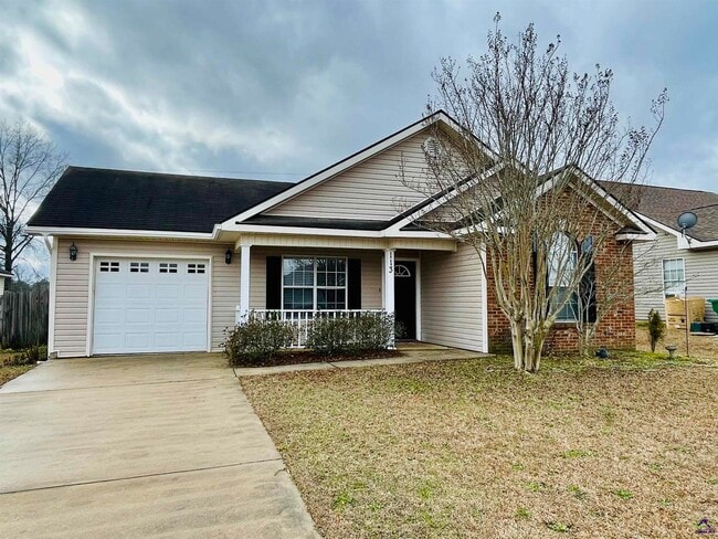 Photo - 113 Larkspur Ln