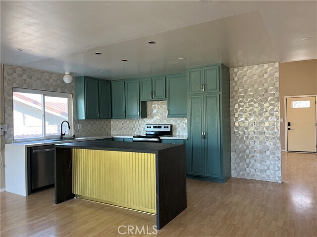 Photo - 328 La Ballen Dr