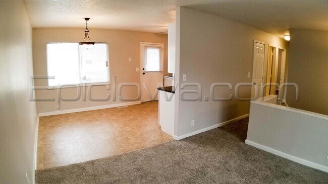 Photo - 6708 Idlebrook Ln NE