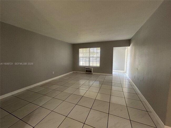 Photo - 15020 NE 6th Pl Unit 15020