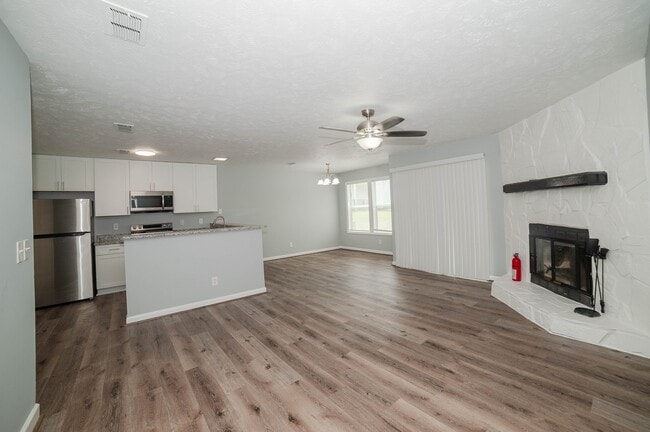 Photo - 1021 Wood Creek Dr House