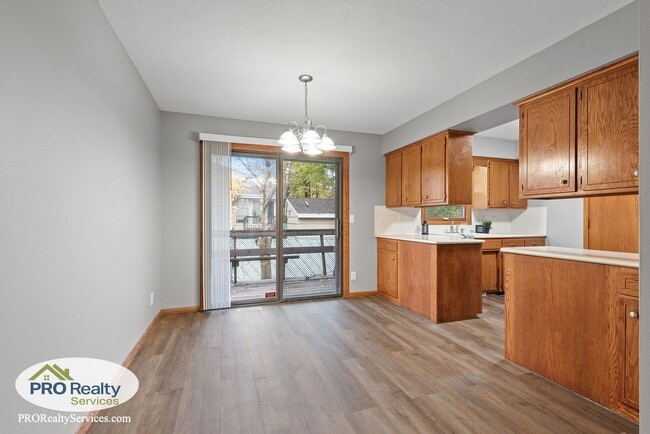Building Photo - 3 Bedroom Plus Den Home