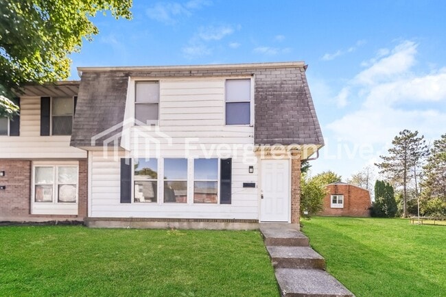 Building Photo - 7761 Mt Hood