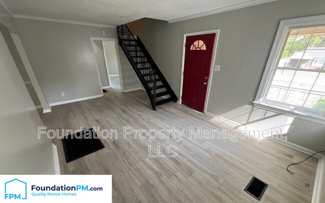 Photo - 1847 Driftwood Ave