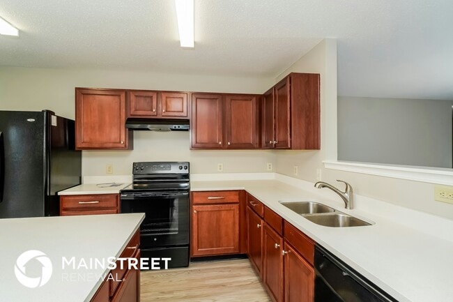 Photo - 673 Indigo Ct