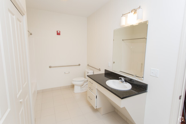 Interior Photo - Charlesbank Apartment Homes