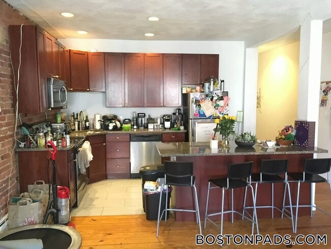 Photo - 610 Columbus Ave Unit 5