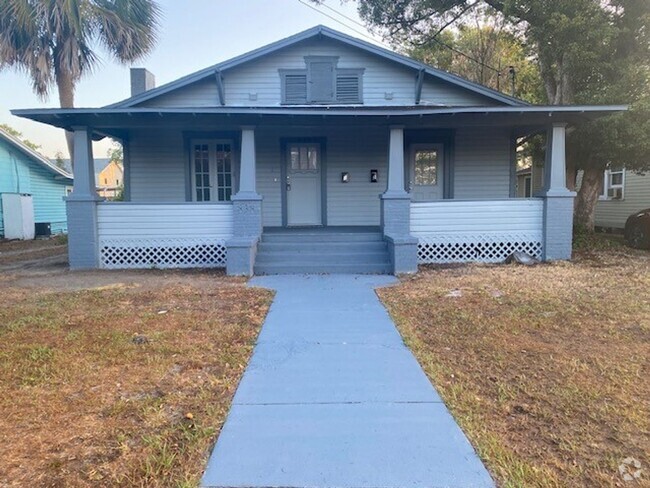 Building Photo - 2 Bedroom 1 Bath Duplex in Lakeland for RENT! Rental