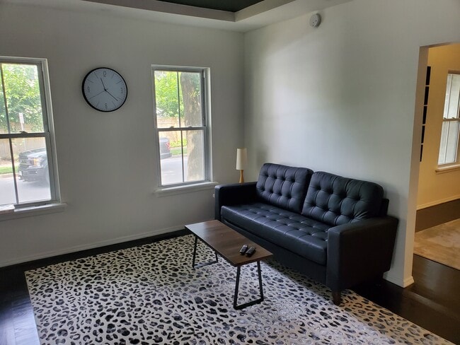 Photo - 135 Washington St Unidad 1